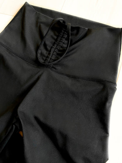 PRE - ORDER Curve & Contour Scrunch Leggings - 5/26 - Girl Code Couture
